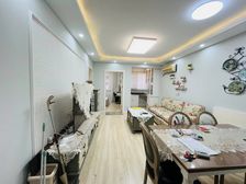 7号线旁 品质小区 精装全南 小高层户型 得房率高 急急