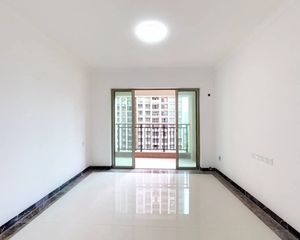 通透户型采光楼层好,小区性价比非常高的一套好房。 2:小区物