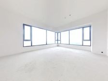 ICC凯旋门 4室2厅 东南