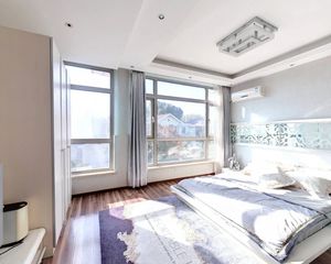 满五年唯一住房大花园500平米精装拎包入住