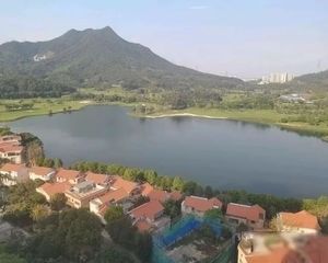莲花山脚下(空中别墅)陶然豪园全新毛坯大五房