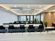 珠江新城东区 星辉中心 289方 全新装修 带办公桌采光好