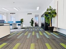 3元特价!国贸地铁口建外SOHO 200平 房本面积