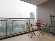 约看方便 汇峰苑136方 温馨实用三房 高层南向望小蛮腰