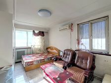 河东区东新街冠云东里1室1厅