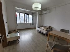 长新大楼 苏州河景观房舒适安静 新闸路地铁口 紧邻人民广场