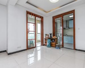 新上秒杀房 价位低 宽厅设计 东方金典观澜