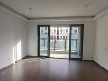 东宸源著 93平3居 南北向精装修