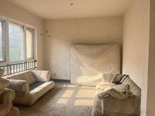 总价208万买叠墅 每层都有房间 是密性更好