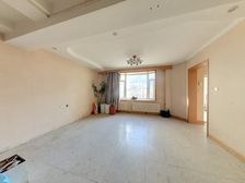 鹿鸣苑 4室1厅 194.27平