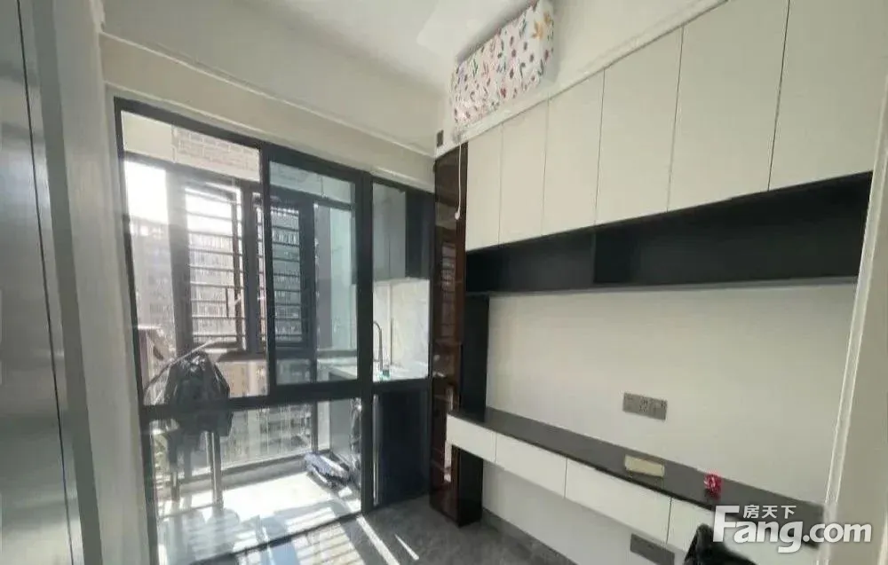 塘尾城市花园，干净清爽3室 ，看房方便，5600.00元价格