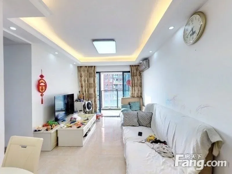 三房一卫 装修很好 中高楼层 看房方便