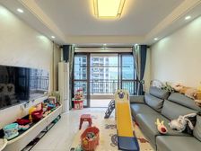 碧桂园凤凰城 3室2厅 105平带精装修 只要85万