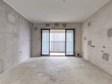 东区香山学区 天奕国际广场 4房 低于市场价格40万