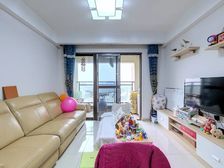 开发区 柏悦湾 小三房 低于市场价 中楼层 南向 视野好