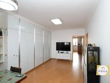 华利公寓 66.47平1居 南向精装修 随时签约