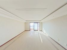 总监推荐 房子买来一天未住过相当于一手新房 高楼层采光好