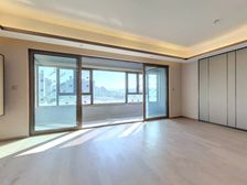 九龙仓邂湾澜庭 小高层精装 4室2厅急售