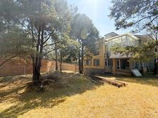 盘龙区世博生态城一亩花园 森林山顶别墅视野好 可改造随时看房