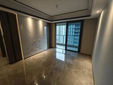 龙湖镜湖天街旁 精装3房189万赠车位 采光好 看房联系我