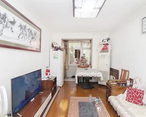 海淀路小区 57.5平3居 南北向简装修 方便看房