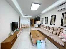 万科中央公园三房 楼龄新 精装修 产权清晰 出行方便