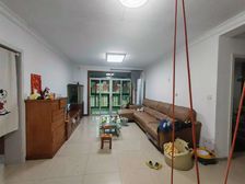 思凡馨苑(西区) 临地铁 朝南 双卫生间 高楼层采光充足