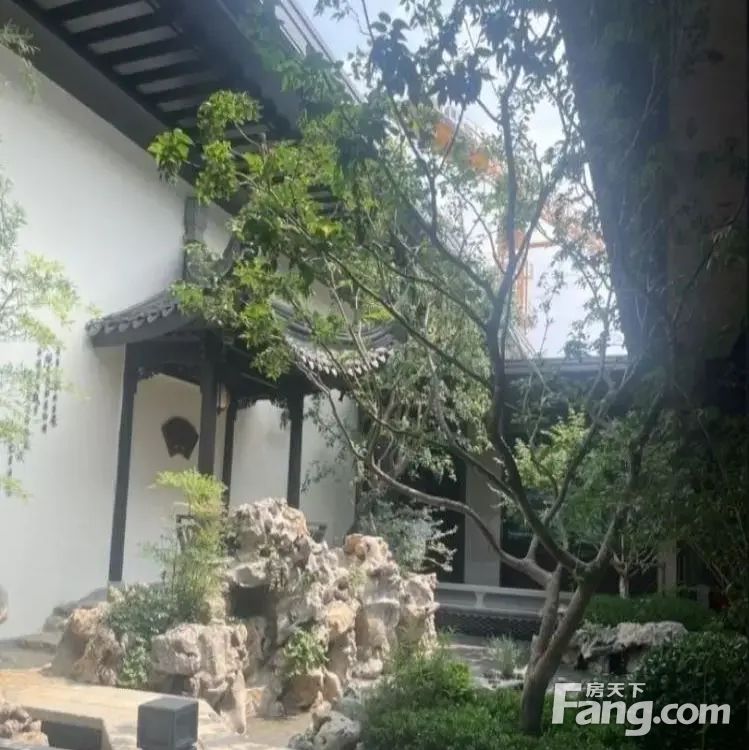 小区相关图