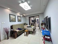 佘北家园嘉枫苑,南北电梯3房,价格好谈,视野好,近地铁