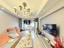 世家花园 精装 大三房 房东诚心卖 楼层好 拧包入住