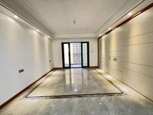 花城三期西边套南北通3房,小区中心位置安静!降价急售随时看!