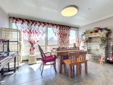 可同看万国城2期大楼W 一梯一户 恒湿恒温多套在卖2300起