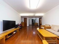 金桥瑞仕花园 3室2厅2卫 精装修 1180万元