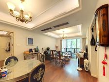 天河新作 大户型 电梯三房 厅出阳台 交通方便 采光好 安静