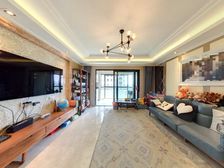 徐汇滨江 1梯1户 南北通正气3房 周边生活便利