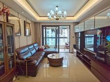 好房尚汇豪庭,精装板式两房,有产权车位,位置安静,采光视野好