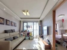 金隅万科城正规2居室装修不错采光好空间大不临街