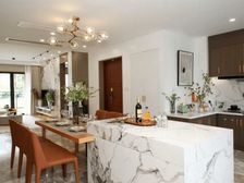 核心位置洋房 近轻轨 近万达 户型方正 小区环境非常好