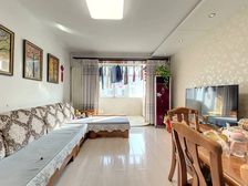 宏盛家园东区南北通透三居 满五精装顶层171平