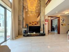 依云水岸 5室3厅 245.67平