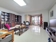 依云水岸 4室2厅 190.36平