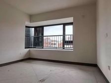 南北通透 3室2厅 电梯房 满五 128平 房东急置换 诚意