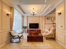 枫丹白露别墅 4室3厅3卫 精装修 800万元怎可错过