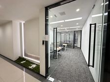 恒宇广场 精装83平 1间隔断 8个工位 独立空调苏州中心旁