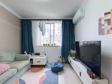 不临马路,采光通风好,双南两房,精装修,拎包入住