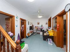 双轨旁,附送阁楼40平米,双南两房,全南户型,一梯两户,少税