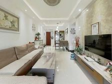 豪进山湖珺璟 精装 包税费 中层 南向 送车位 价格可谈