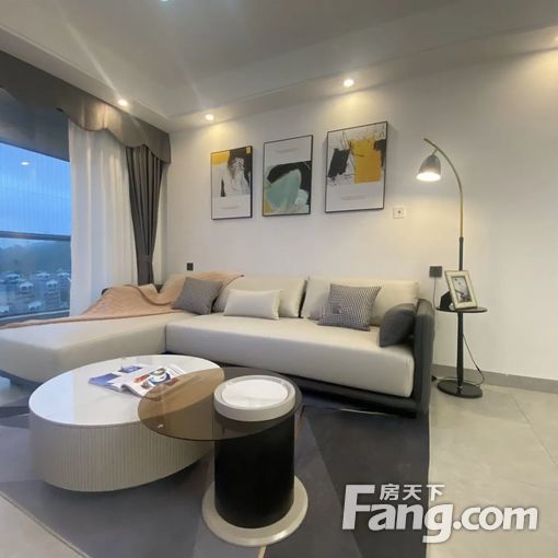  �޺��ڰ����л�����������ľ�װ����һ�� �����ס��ʱ�� 