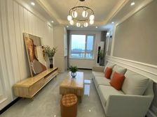 (小齐特价房)单价7000,首付2万,商业环抱,仅此10套!