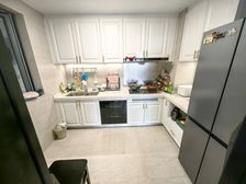 送车位!恒大翡翠华庭 105.88平3居 精装修 着急出售